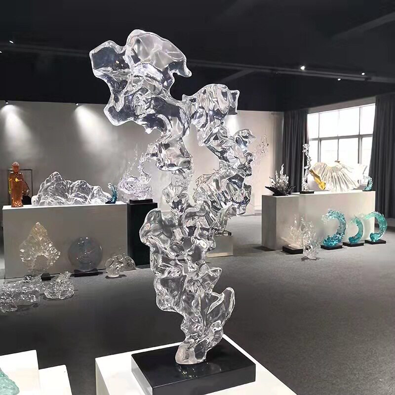 厂家直销酒店玄关办公室创意桌面摆件透明树脂太湖石艺术品雕塑