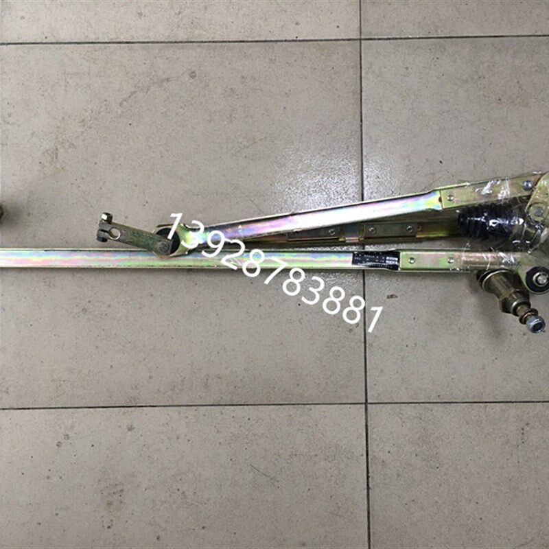 泰亚德客车配件适用于金华青年客车雨刮连动杆6127-1 6127A