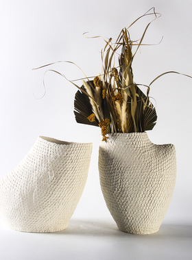 现代简约创d意鱼鳞纹陶瓷花器摆件售楼处样板间酒店客厅花瓶装饰