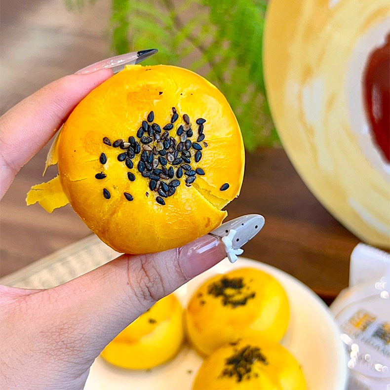 迷你小蛋黄酥点心糕点独立包装休闲零食解馋甜品囤货批发20g/个牛