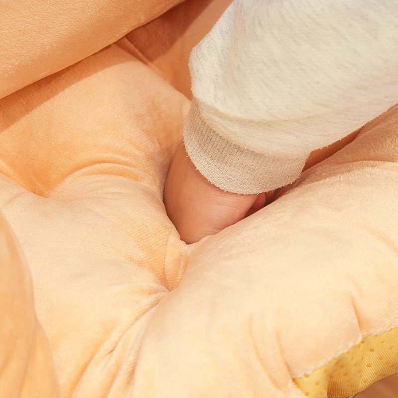 卡皮巴拉护腰坐垫防屁o股痛学生教室靠背一体垫子办公室久坐椅子