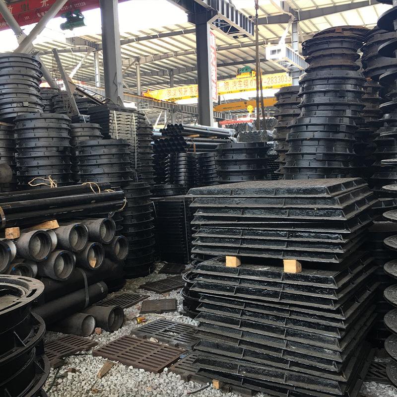 圆形球墨铸铁井盖DN700市政工程排水排污下水道用防沉降盖板
