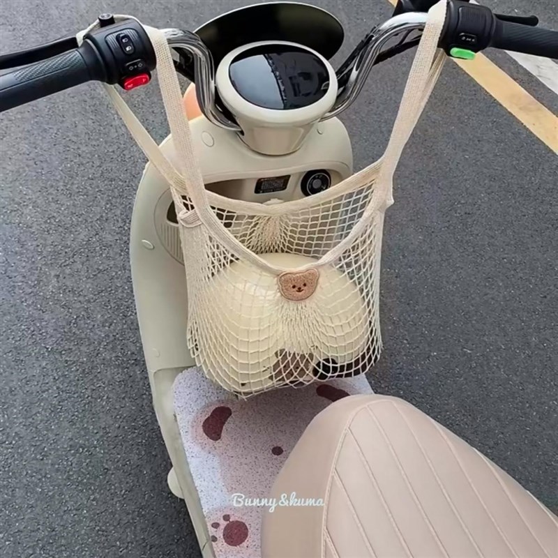 头盔收纳神器女生骑车可爱挂式前置E储物兜学生通勤电动车装饰收