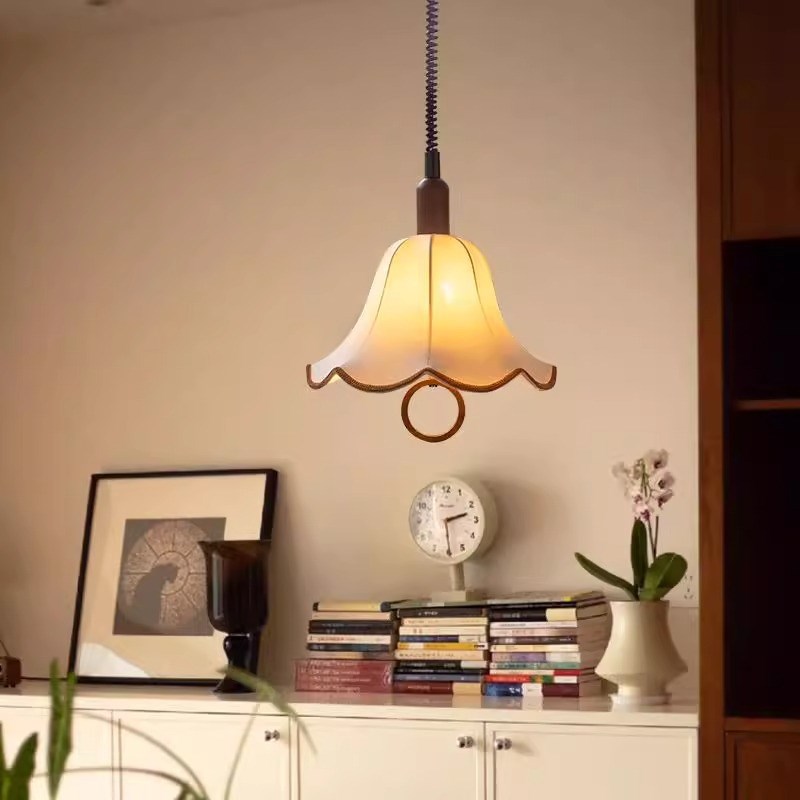 法式中古风布艺餐厅吊灯复古实木客厅吧台卧室房S间浪漫餐桌氛围