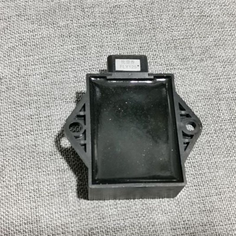 适用于摩托车配件 FLY125点火器  BYQ125T-3电子点火器 CDI