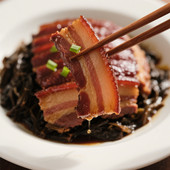 梅菜扣肉预制菜料理包川味半成品家宴酒席加热即食高端档商用批发