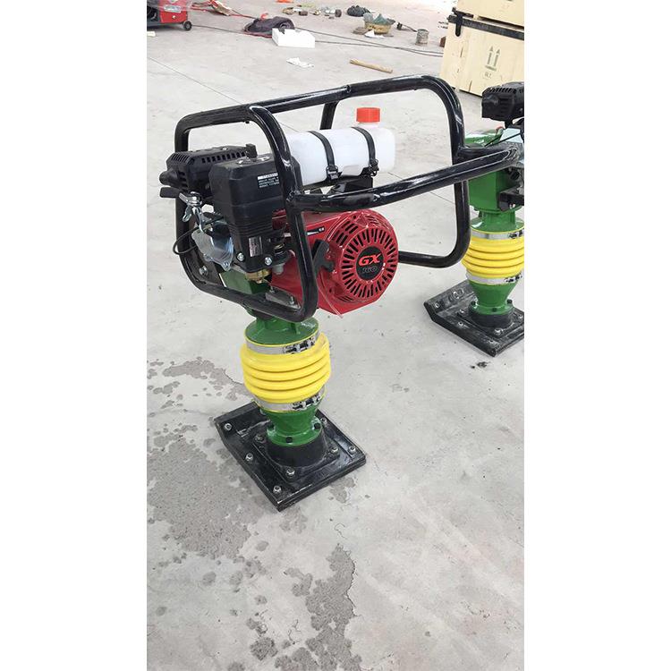 汽油地面夯实冲击夯 立式地面蹦蹦夯 基地基础打夯机