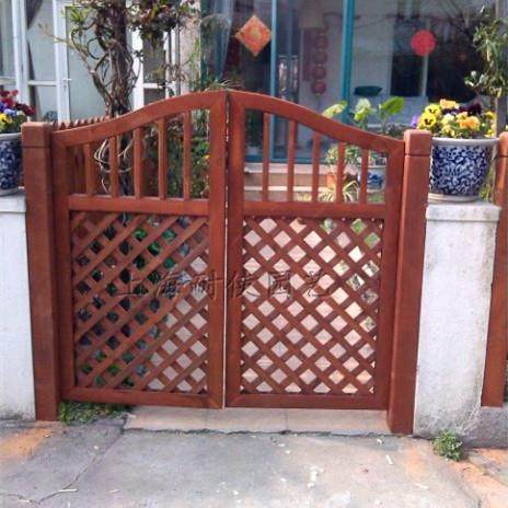 定做户外花园防腐木栅栏门 拱门 庭院围栏实木网格门头 门楼架子