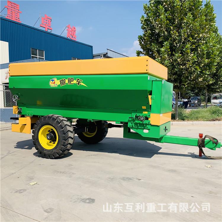 牛场养殖撒料车 多功能肥料撒肥机肥料抛撒机三轮撒肥车