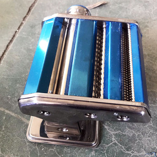 中性包装家用制面机多功能面条机水饺皮擀面机R不带挡面板薄齿轮