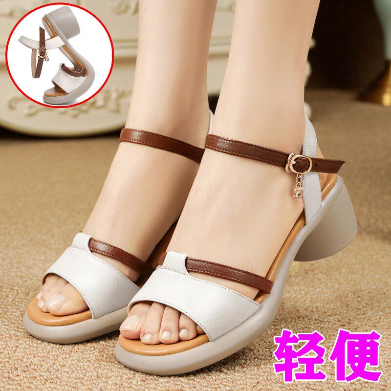 新款真皮中跟拼色一字带凉鞋女款夏季不累脚女鞋配裙子外穿凉皮鞋