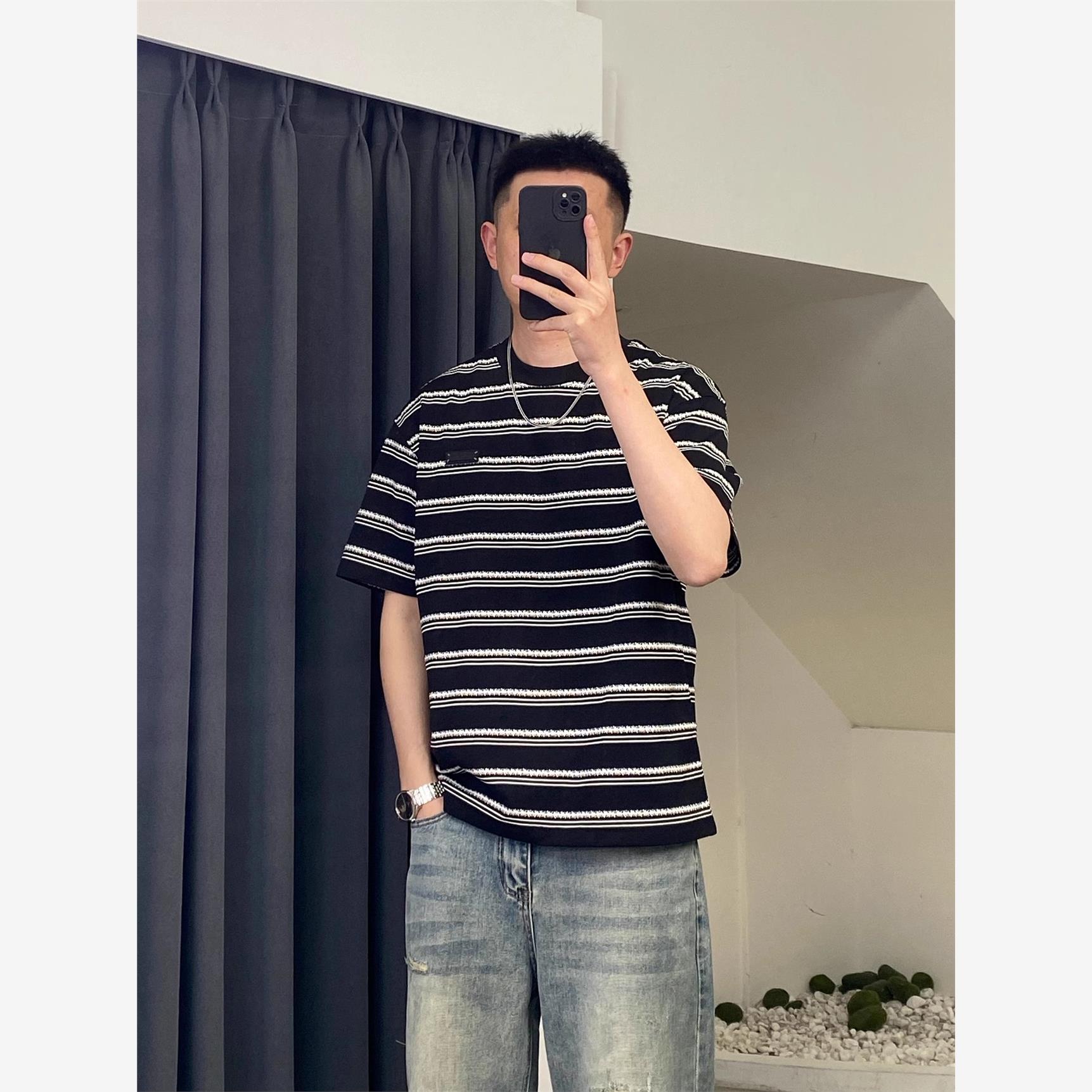 时尚潮流拼色条纹短袖t恤