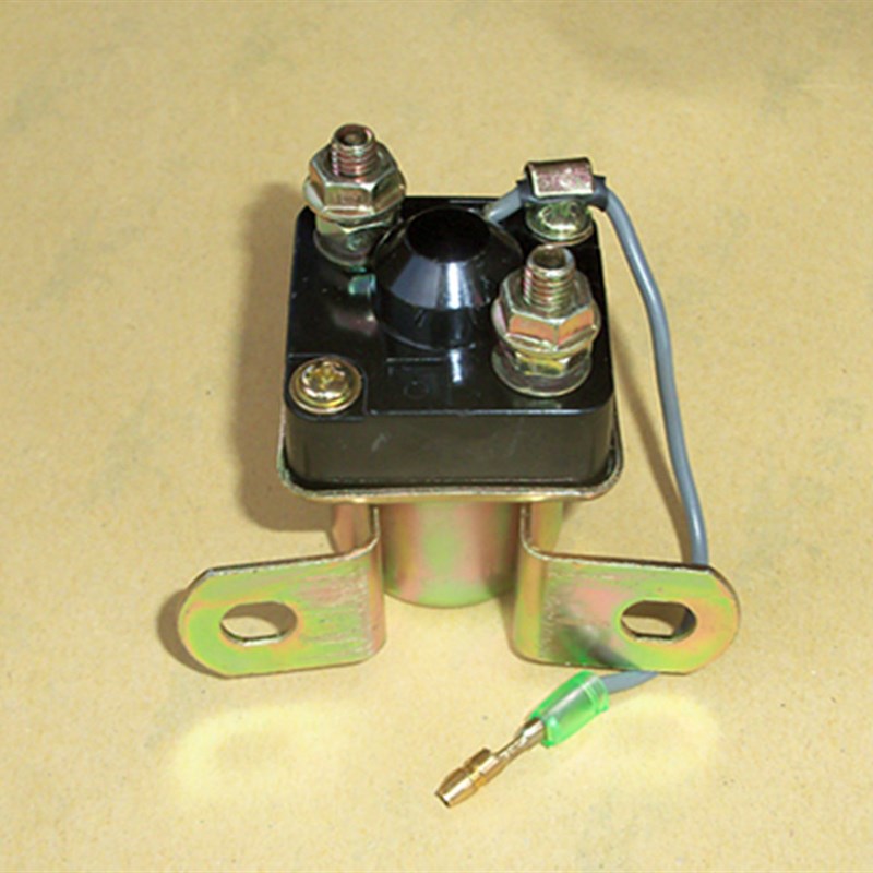 GN125太子/GS125钻豹刀仔EN125新款老款摩托车继电器磁吸铁