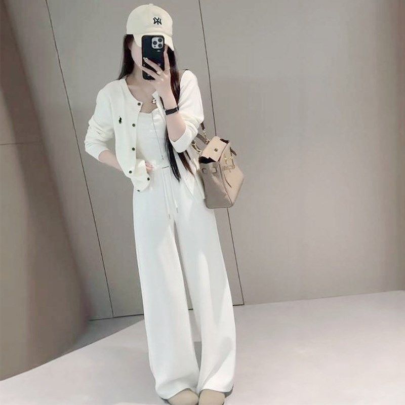 软糯白色裤子2024秋冬季新款高腰宽松显瘦休闲裤垂感高级感阔腿裤