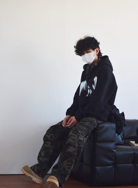 X1617 新款春秋小众个性人物印花百搭宽松连帽卫衣套头重磅外套男