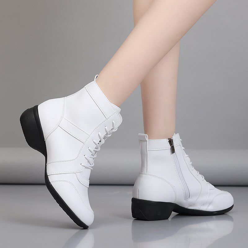 白色真皮中老年妈妈鞋软底舞蹈鞋秋冬女短靴洋气外穿广场跳舞女鞋,女鞋,时装靴,淘宝优惠券,粉丝福利购,淘宝优惠卷