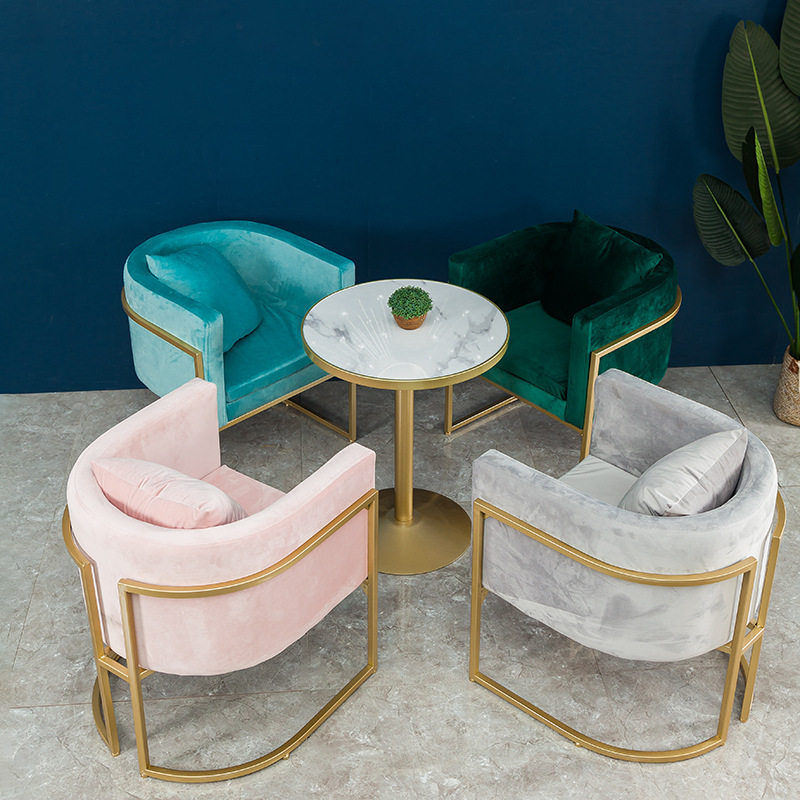 北欧轻奢布艺沙发酒店会客区铁艺沙发桌椅组合服装店接待单人椅