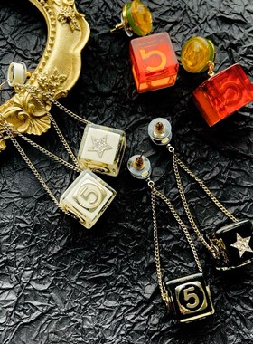 亚克力骰子项链耳环5号吊坠螃蟹款透明纽扣陈太复古方块轻奢时尚