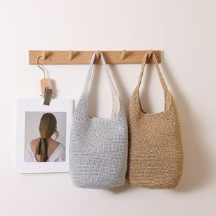 简约水桶草包编织包度假风沙滩包百搭女包 单肩草编包新款 韩版 时尚