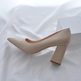 气质浅色裸色高跟鞋2021年新款春秋法式小高跟粗跟鞋尖头单鞋浅口