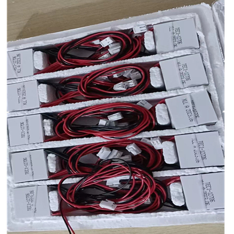 电子制冷饮水机净水器配件半导体制冷片12V大功率TEC1-12706