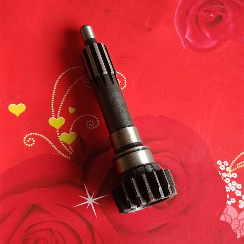 南京NJ1r30变速箱一轴