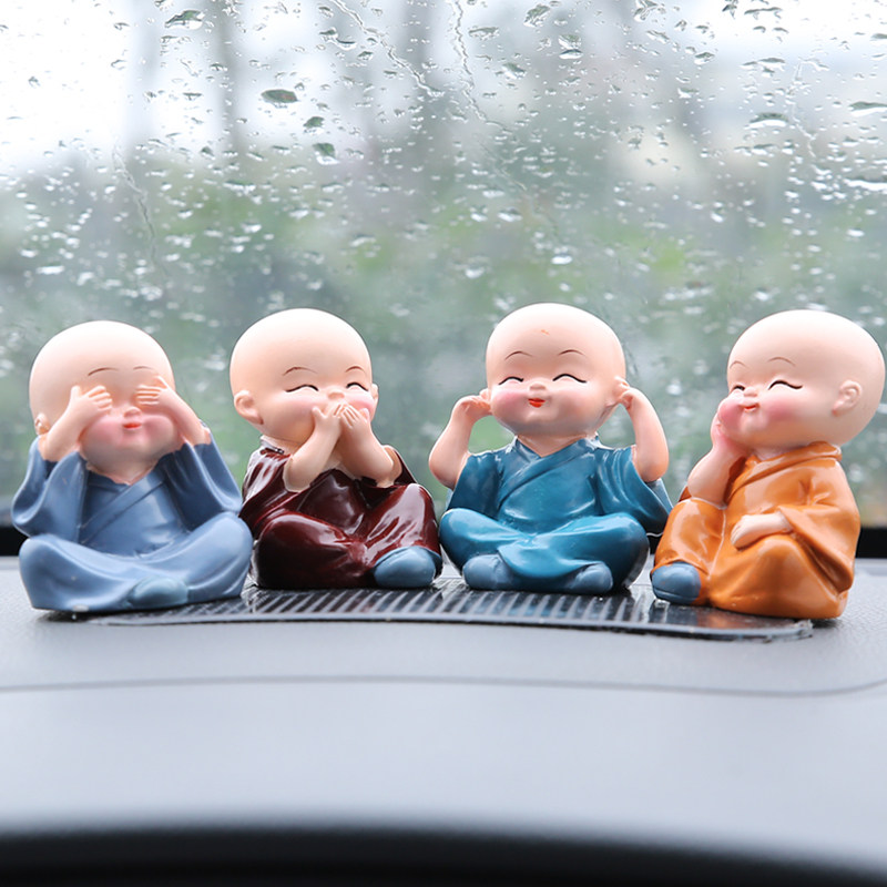 创意汽车摆件四不小和尚 可爱公仔保平安车内装饰品汽车上用品