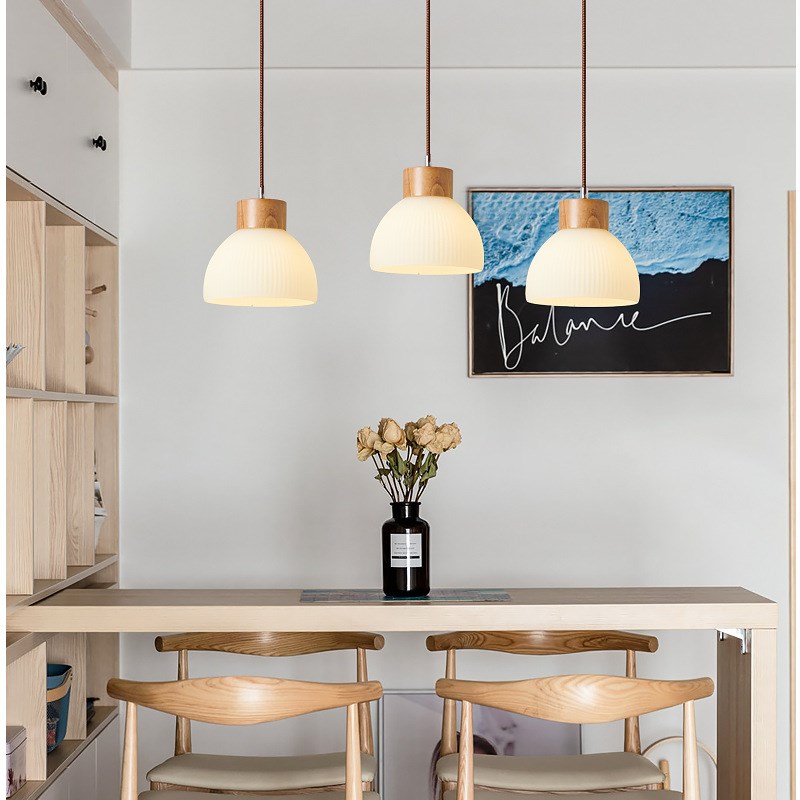 北欧日式吊灯个性三头餐厅吊灯家用饭厅吧P台原木质实木艺吊灯