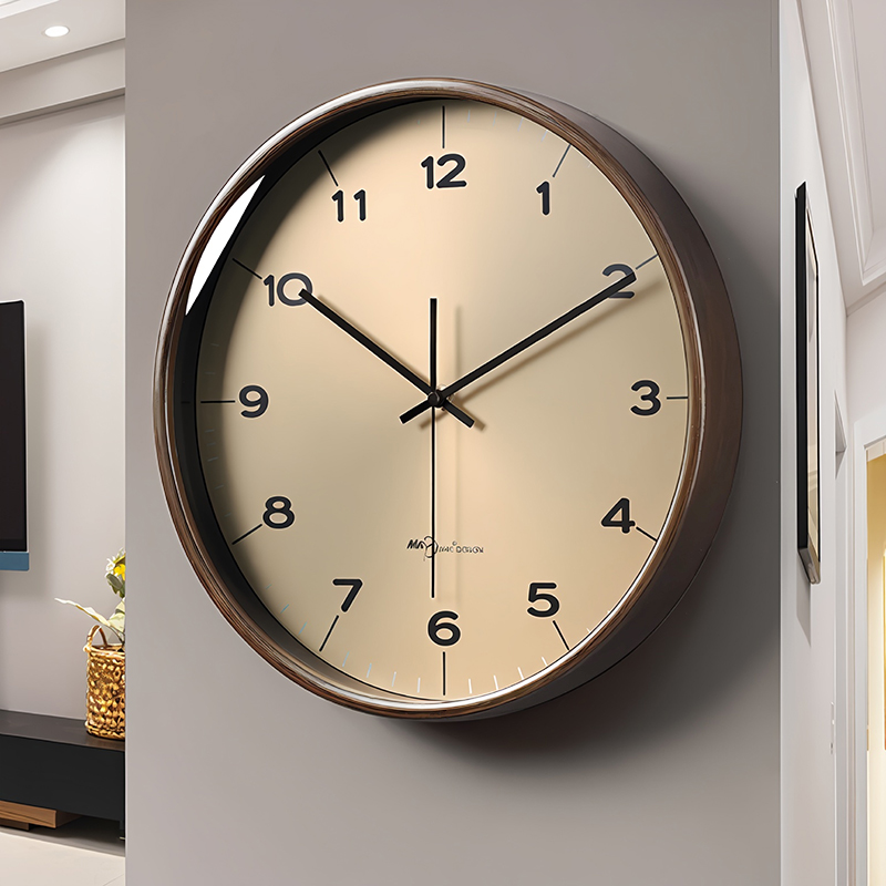 现代简约实木客厅家k用挂钟创意2024钟表挂墙时钟大气挂表2023新