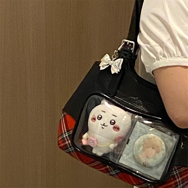 钱一波痛包黑红格纹外置痛层10cm娃包两用两Q面背百搭经典学院风