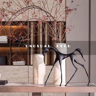 侘寂风黄洞大理石竖笛花器高档花瓶酒店客厅样板房售楼处桌面摆件