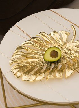 进口现代轻奢铝制金色o龟背叶镂空果盘茶几摆件样板间墙饰挂墙装