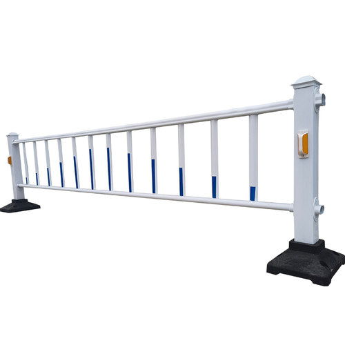 市政道路护栏锌钢围栏网栅栏户外公路防撞护栏杆安全围马路隔离带