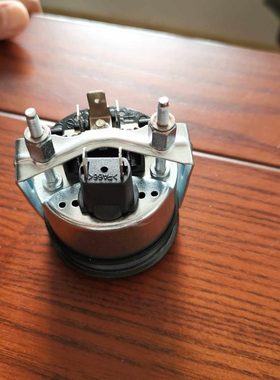 徐工吊车配件进口机油压力表25K50K