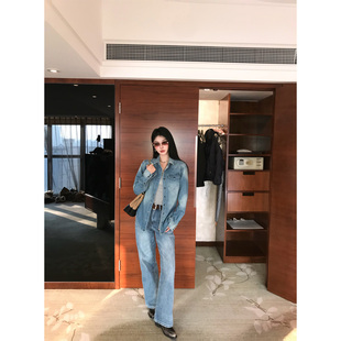 微喇牛仔裤2026年新款春季美式复古长裤宽松显瘦直筒裤压褶牛仔裤