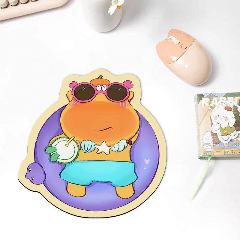可爱水豚噜噜异形鼠标垫女生护腕垫电脑键盘办公书桌垫耐脏防滑垫