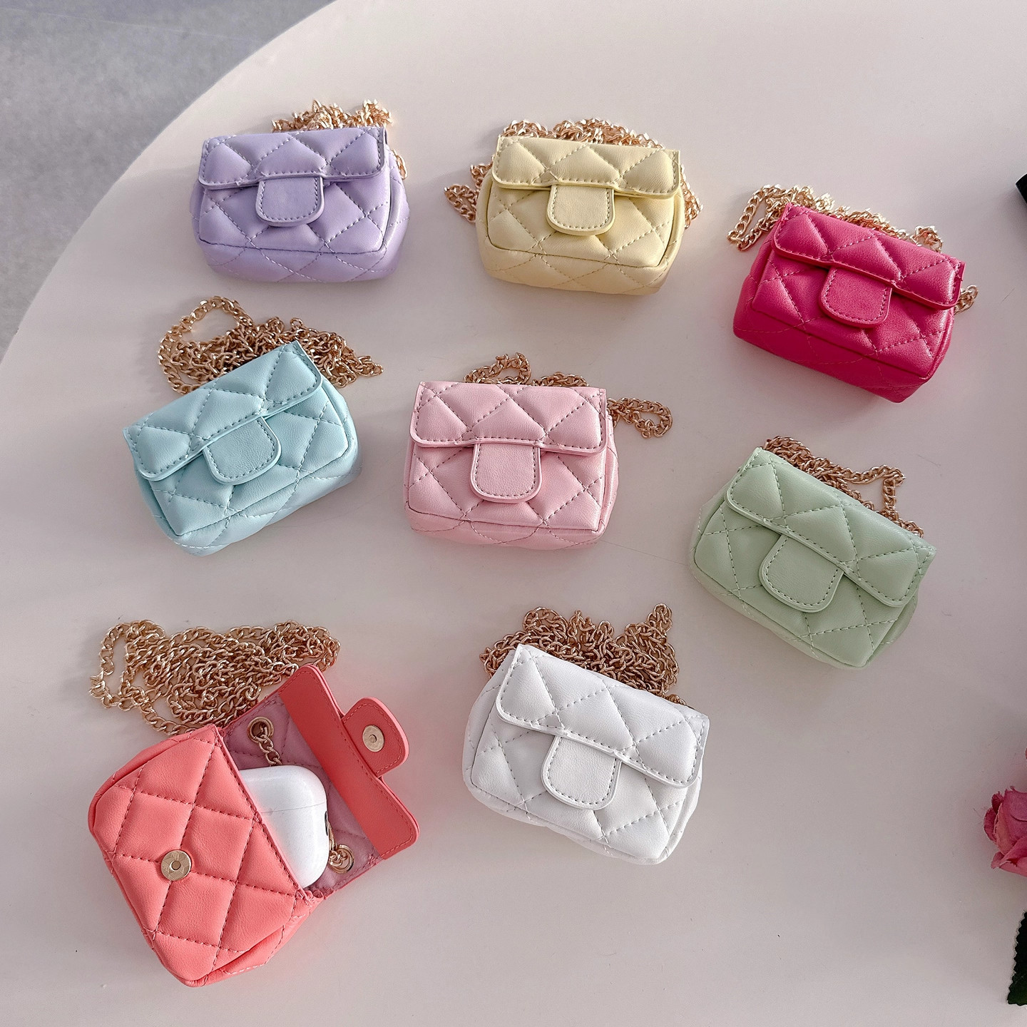 小香皮质斜挎挂脖AirPods4耳机包