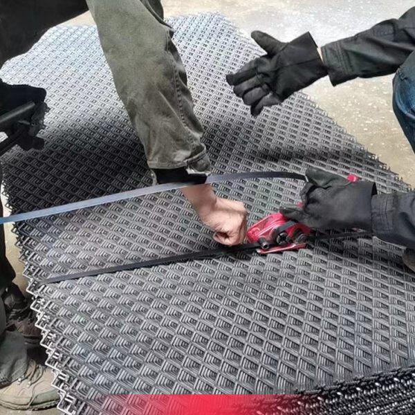 现货304不锈钢钢板网菱形拉伸加厚脚踏重型冲压机械护罩装饰屏风