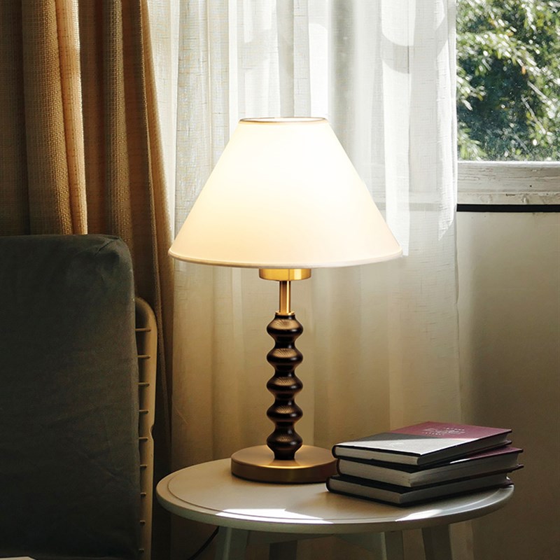 德国柏曼覆古法式台灯高级氛围感书房G客厅沙发旁卧室床头装饰灯