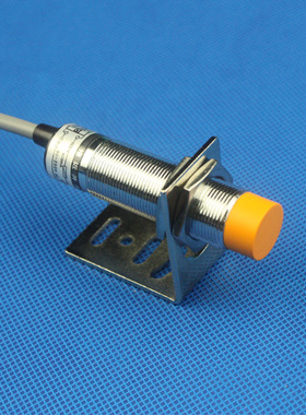 高品质 电容式接近开关 LJC18A3-H-Z/BX 传感器 感应器