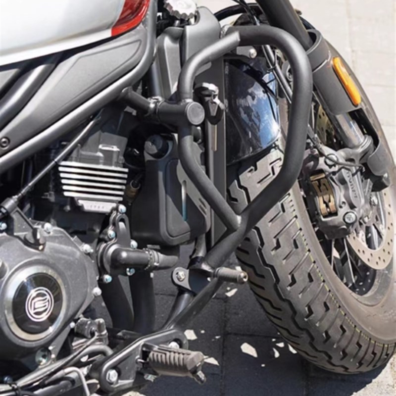 适用春风c450clc改装护杠边包保险杠靠背折叠靠背后货架改装件