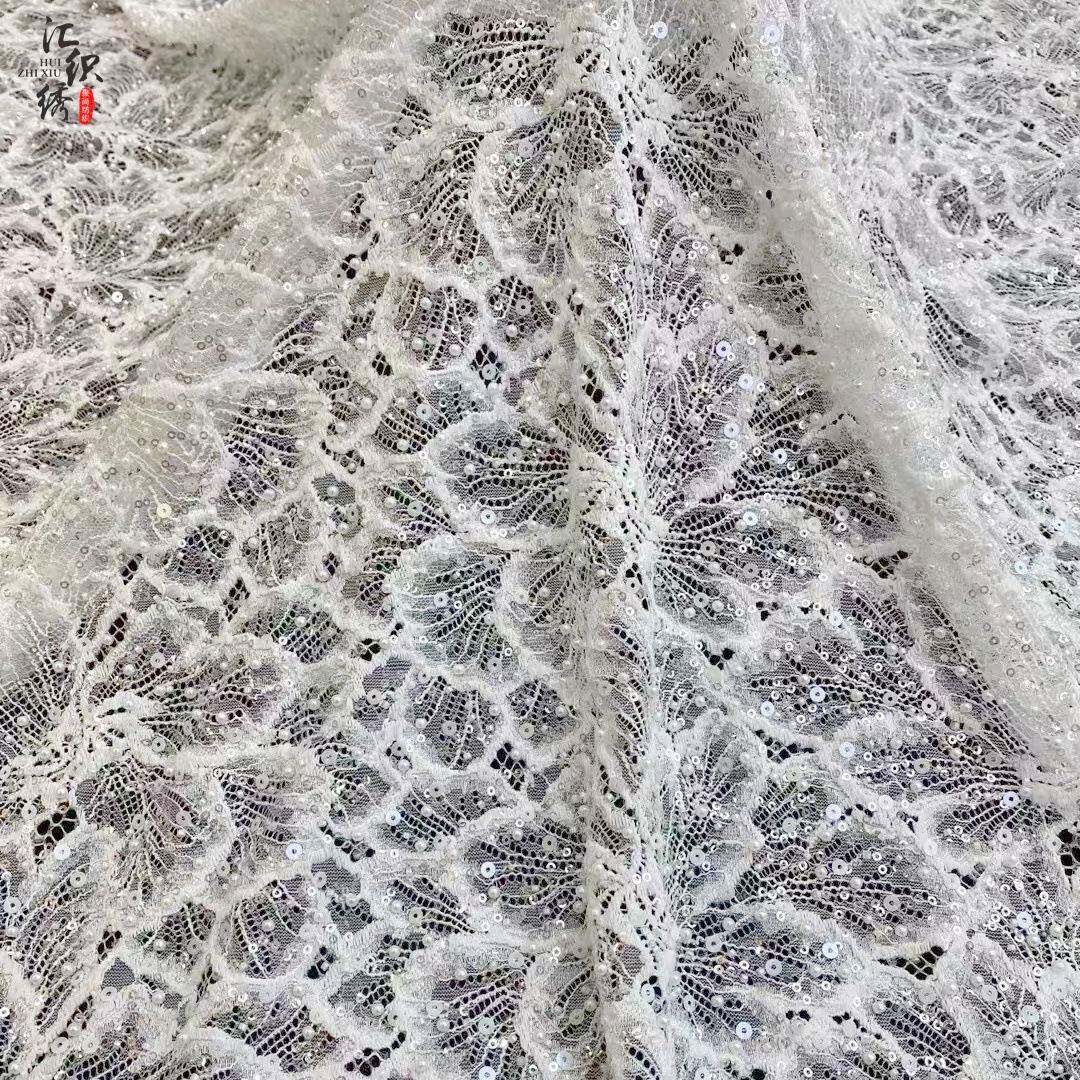 欧美风镂空蕾丝大花瓣刺绣满幅珠片珠管刺绣镂空蕾丝网布面料