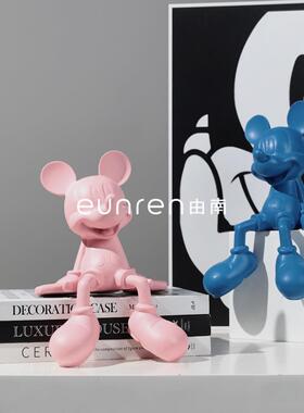 创意潮玩网红卡通坐姿老鼠雕塑摆件客厅桌面书房电视柜家居装饰品