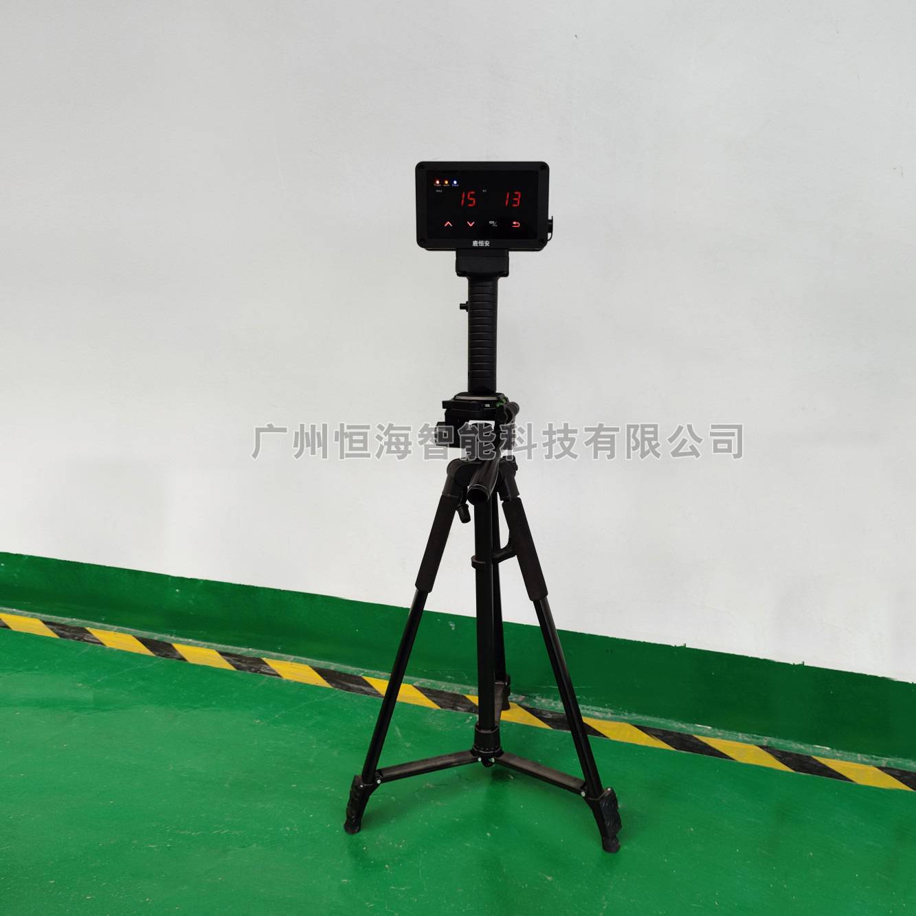 手持雷达测速仪精准测速汽车速度显示小区厂区充电便携数据存储