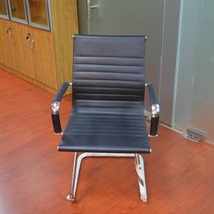 酒店设计师四季总经理椅子靠背电脑椅办公室工学工字带靠背老板椅