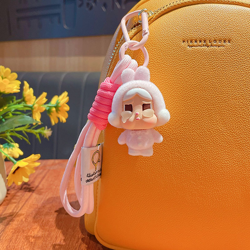 创意卡通植绒哭娃包包挂件双肩背包挂饰女学生书包配饰