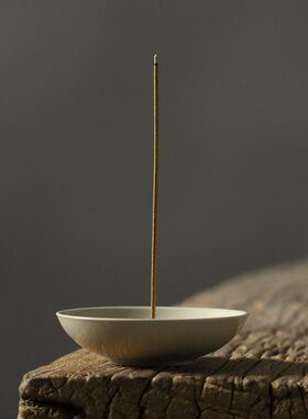 香插线香碟圆型底座香立铜钱古风草木灰白色香炉小号迷你可携式香