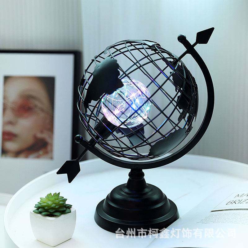 led艺术创意办公室装饰摆件客厅书房工业风旋转地球仪床头小夜灯