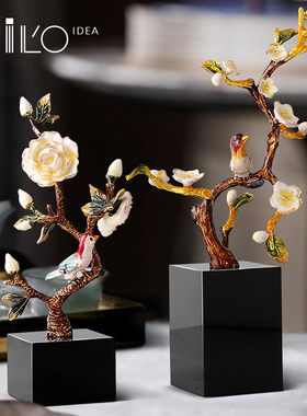 新中式珐琅c彩喜鹊登梅花摆件客厅酒柜办公桌家居装饰乔迁新居礼