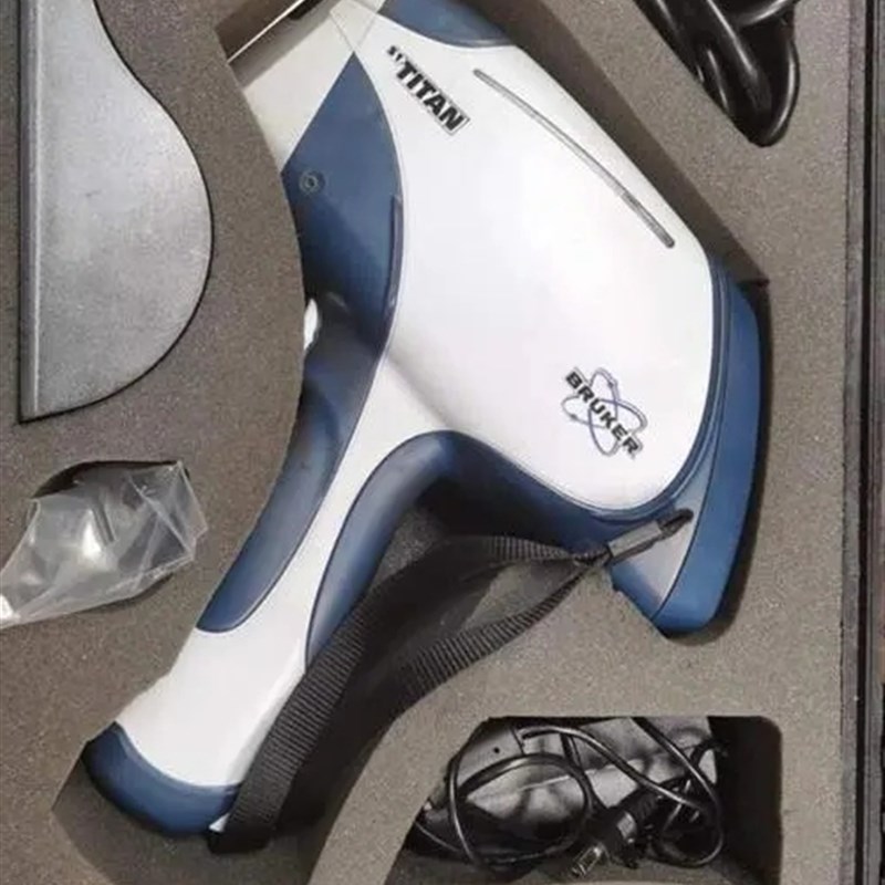 德国布鲁克S1TITAN300手持式荧光光谱仪合金元素分析仪光谱测试仪
